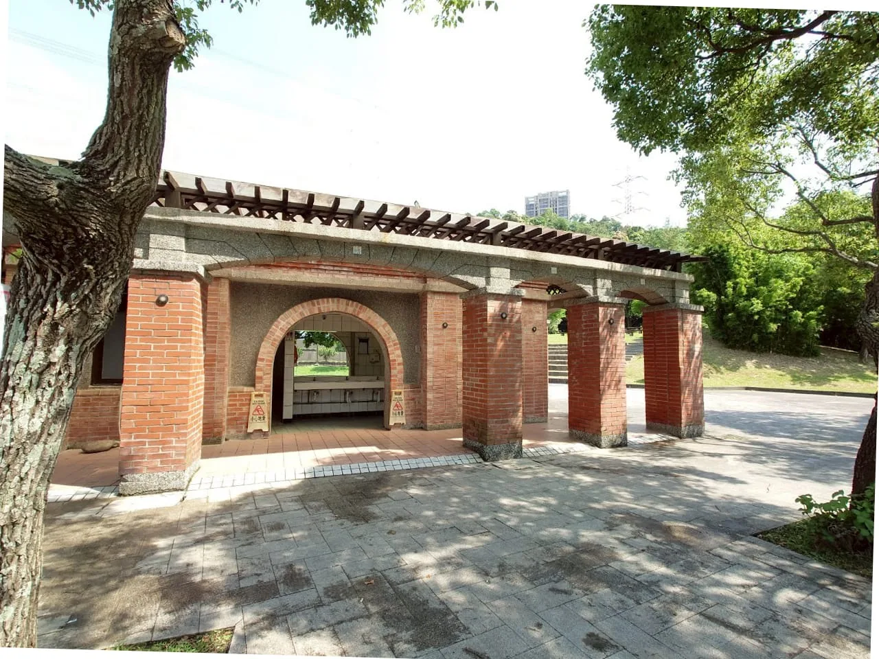 大溪河濱公園廁所設施